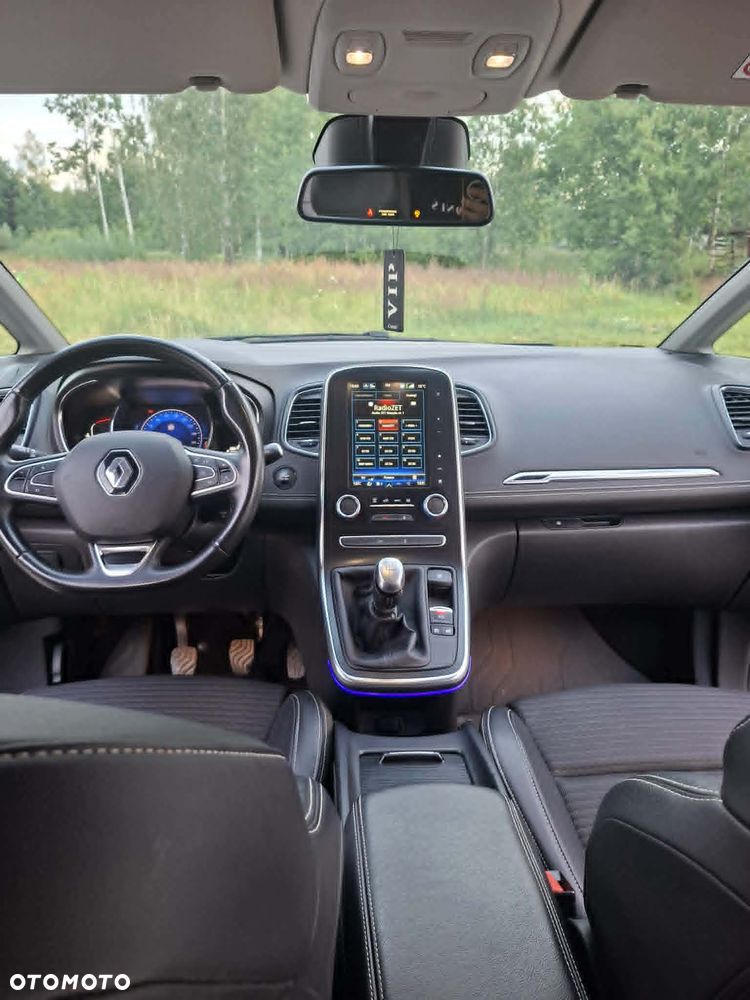 Renault Scenic - 9