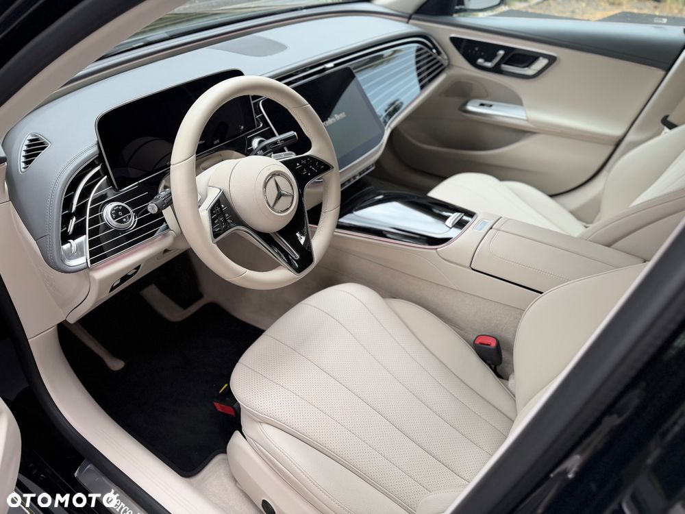 Mercedes-Benz Klasa E 220 d mHEV 4-Matic Exclusive 9G-Tronic - 19