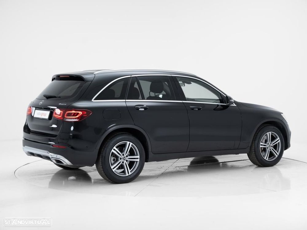 Mercedes-Benz GLC 300 de 4Matic — fotografia 3