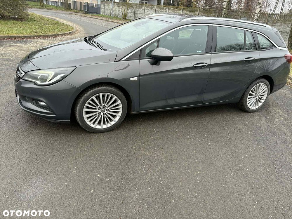 Opel Astra 1.6 CDTI Cosmo - 2