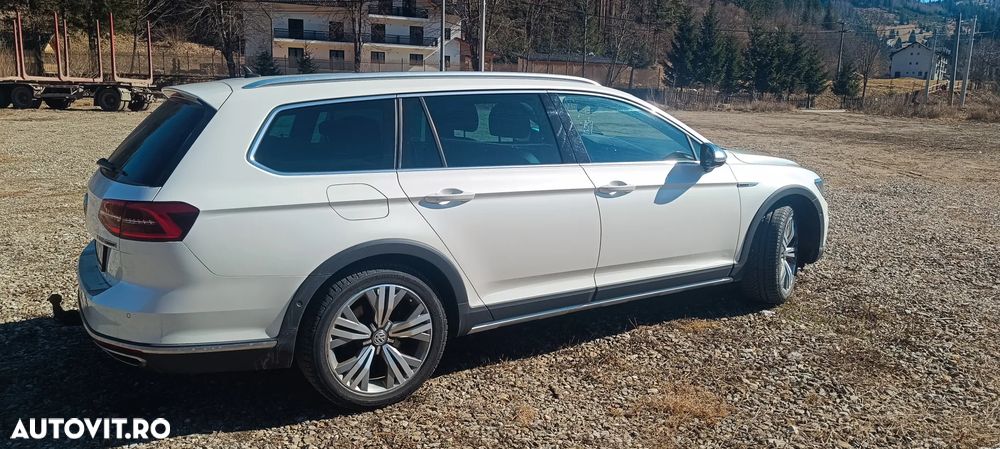 Volkswagen Passat Alltrack 2.0 TDI SCR 4Motion DSG (BMT) - 3