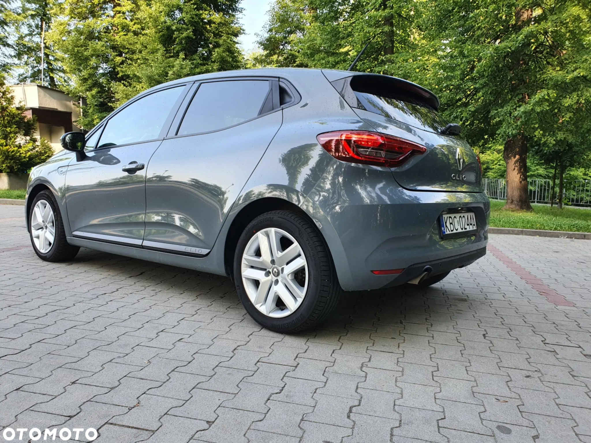 Renault Clio - 7