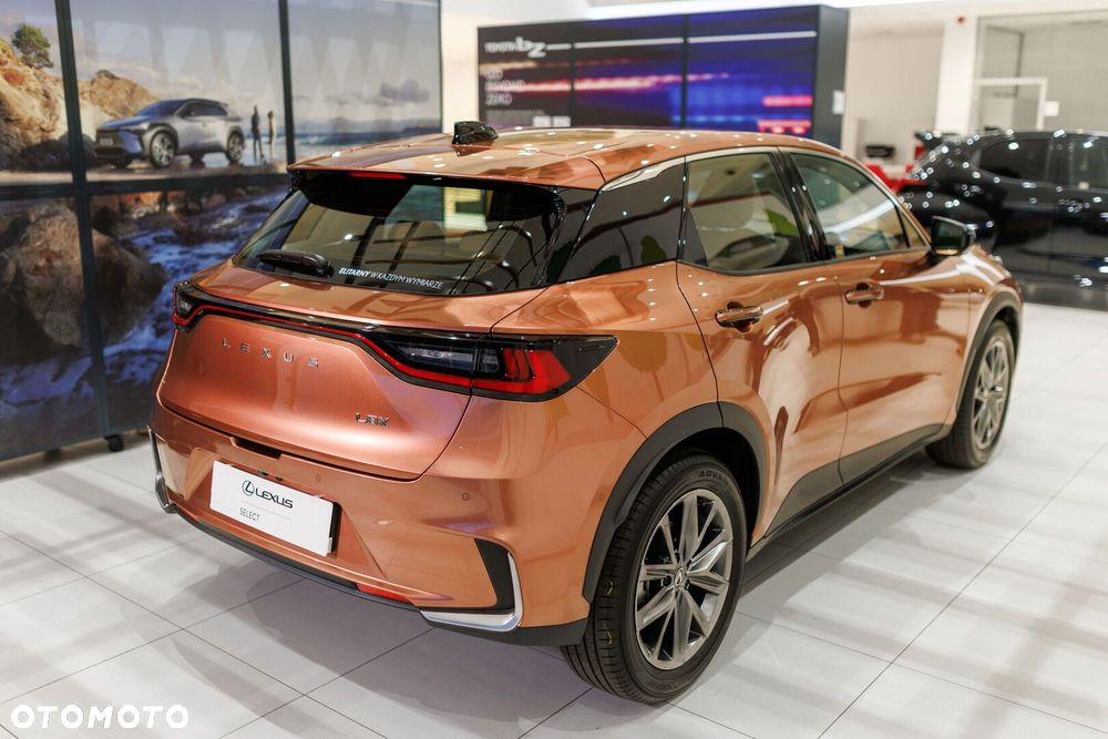 Lexus LBX 1.5 Hybrid Relax AWD - 4