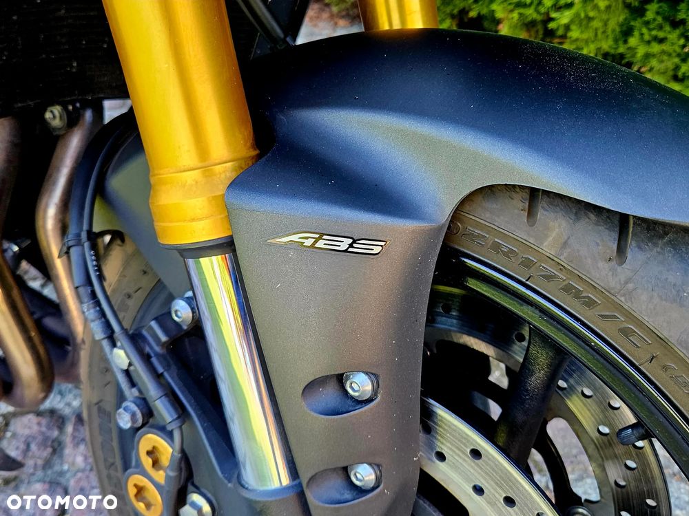 Yamaha FZ8 - 14