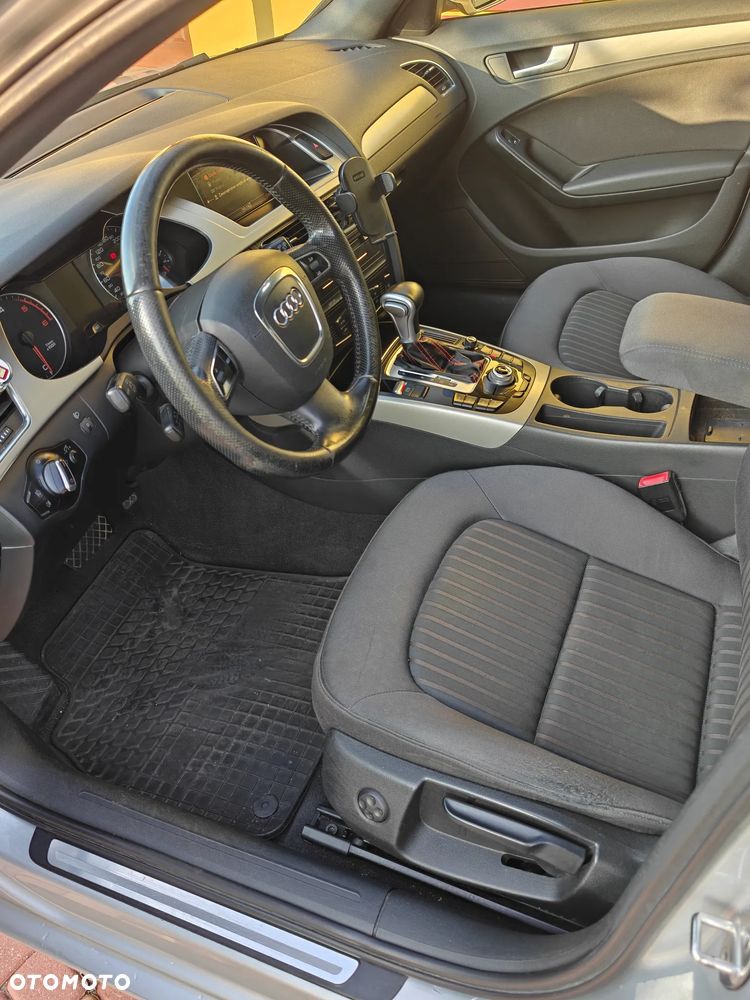 Audi A4 Avant 2.0 TDI Multitronic - 8