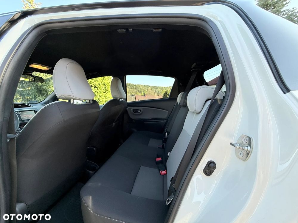 Toyota Yaris 1.33 Selection Vibe - 23