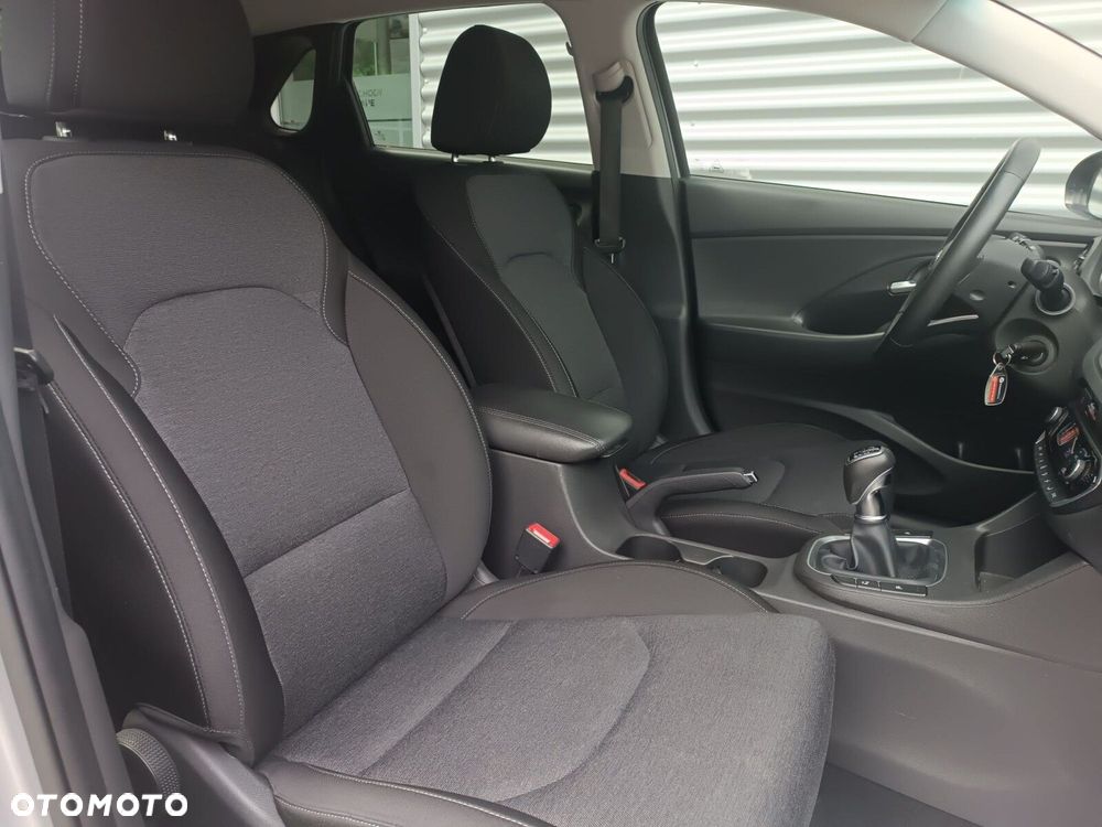 Hyundai i30 1.5 T-GDI 48V Smart - 29