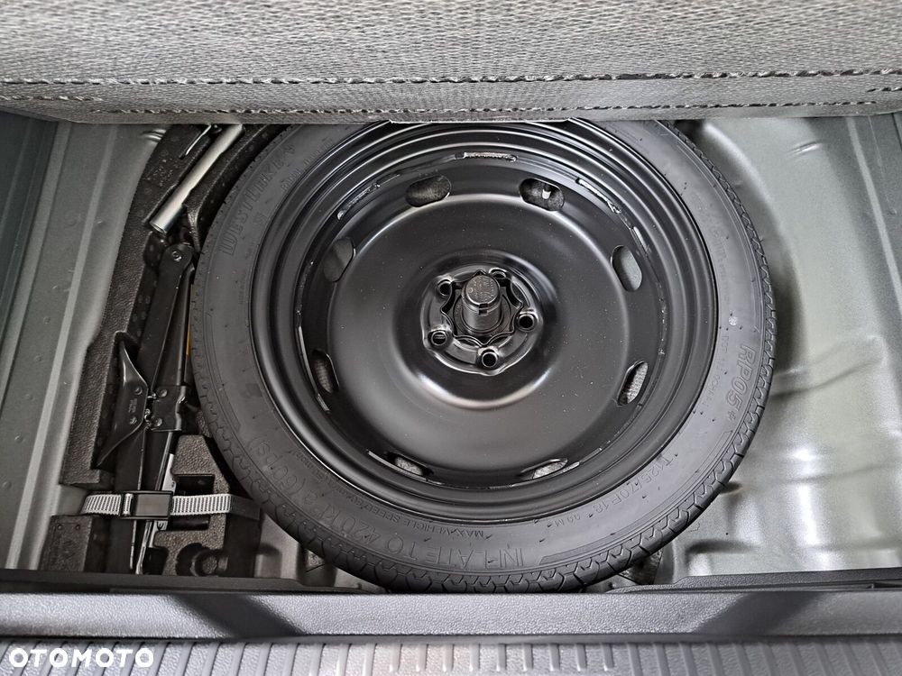 Volkswagen T-Roc 1.5 eTSI Life DSG - 21