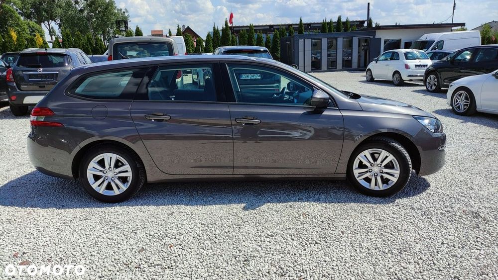 Peugeot 308 - 13