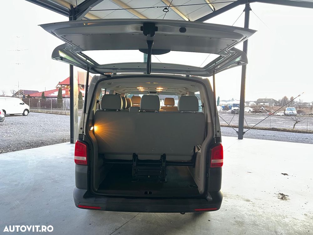 Volkswagen Caravelle - 18