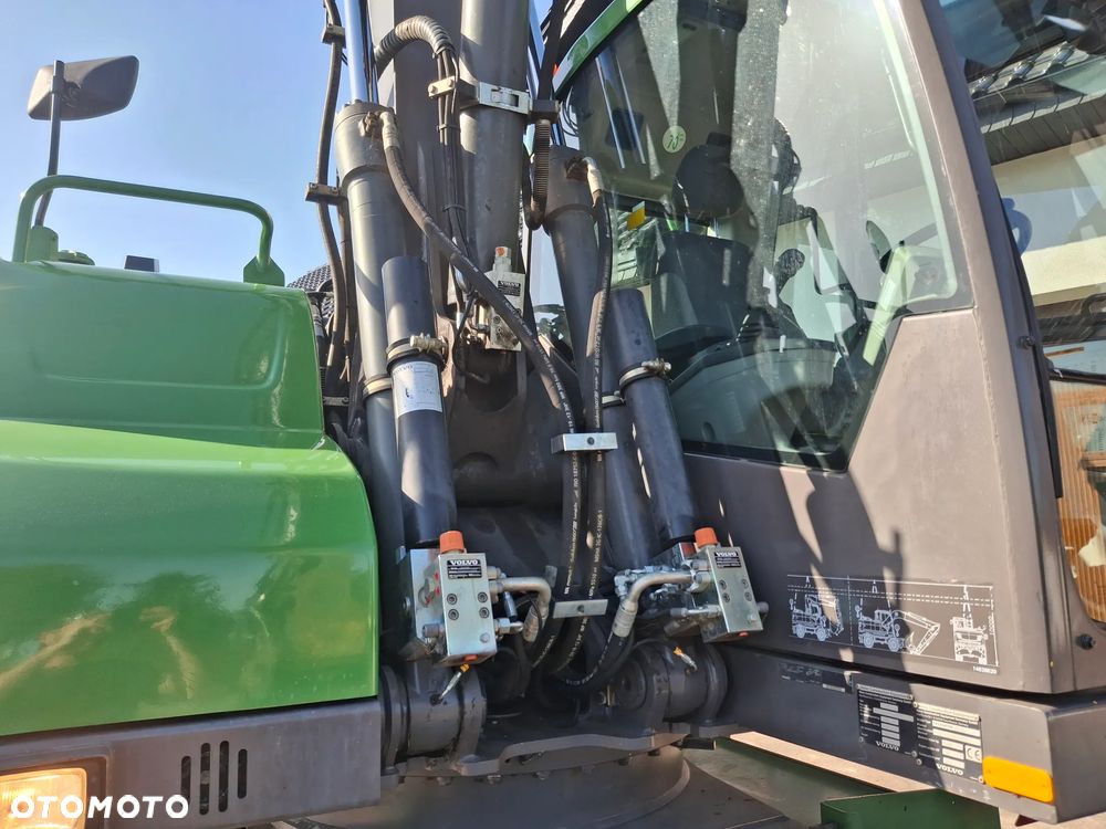 Volvo EW 140D Koparka Kołowa OilQuick Szybkozłącze Podwójne Koła 2015 Rok 2439 MTH Moc: 204 KM Dodatkowa Łyżka Pług Bardzo Dobry Stan Sprowadzona - 10