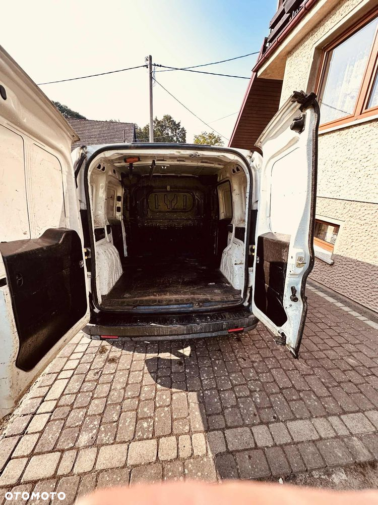 Fiat Doblo - 10