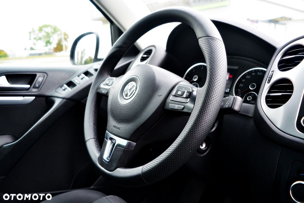 Volkswagen Tiguan 2.0 TDI DPF BlueMotion Technology Cup Sport & Style - 14