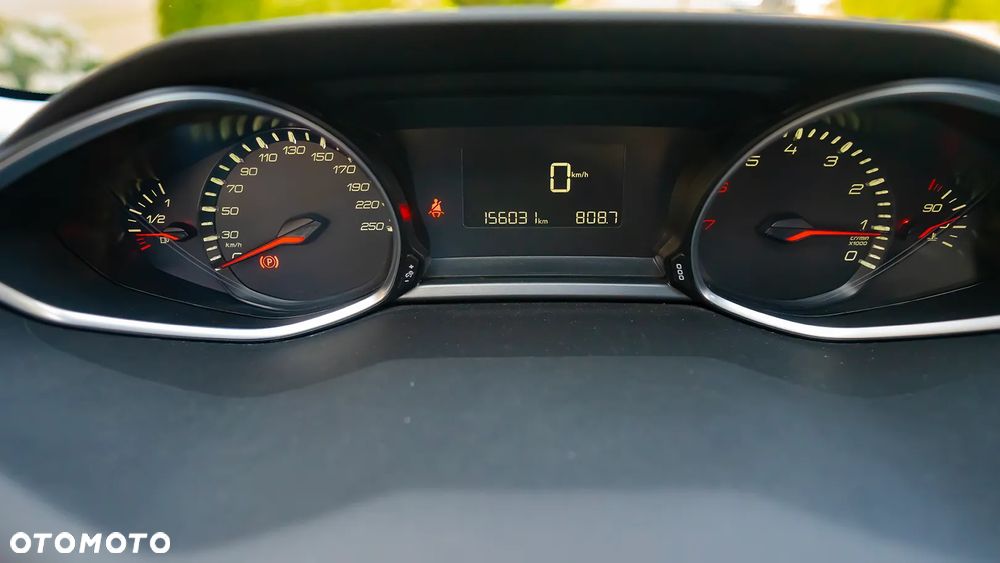 Peugeot 308 PureTech 110 Stop & Start Style - 34