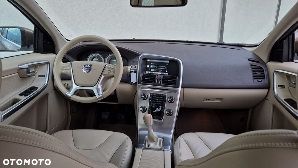 Volvo XC 60 D4 Summum - 10