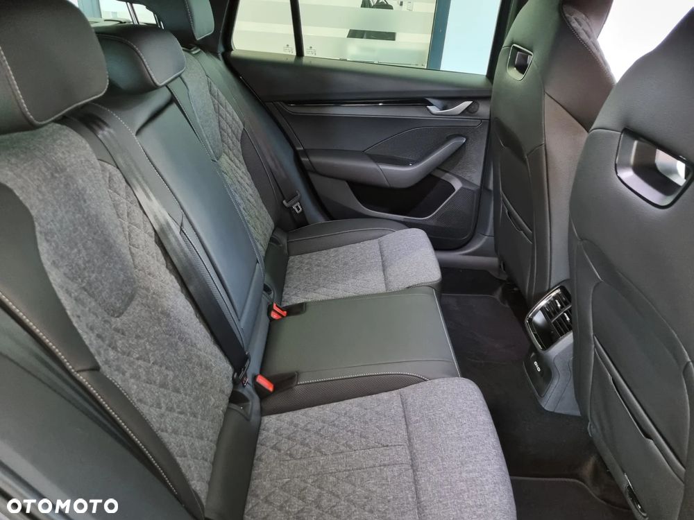 Skoda Octavia 1.5 TSI mHEV Sportline DSG - 29