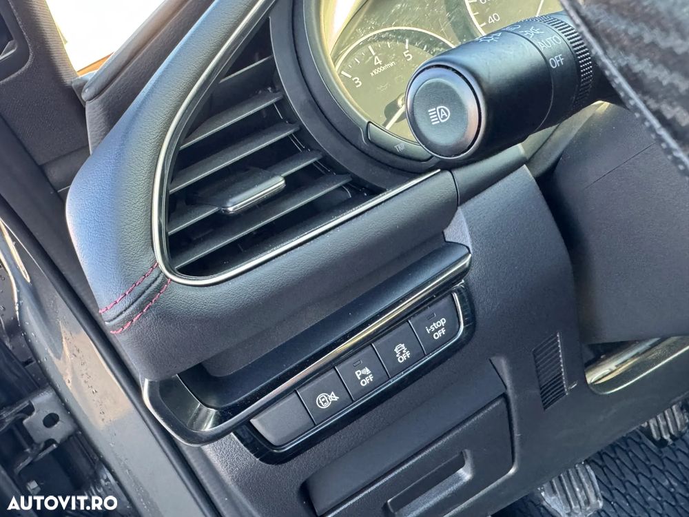 Mazda 3 e-Skyactiv G122 MHEV Homura - 10