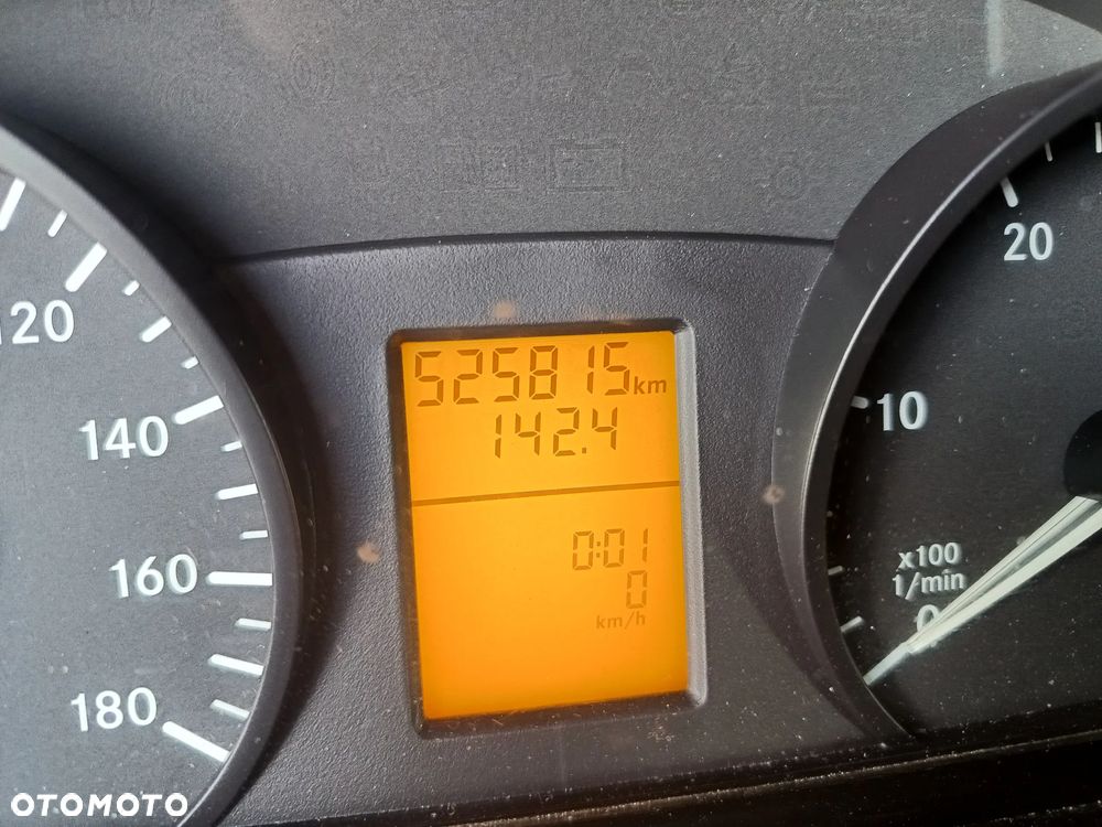 Mercedes-Benz Sprinter max klima hak 3.5 tony - 23