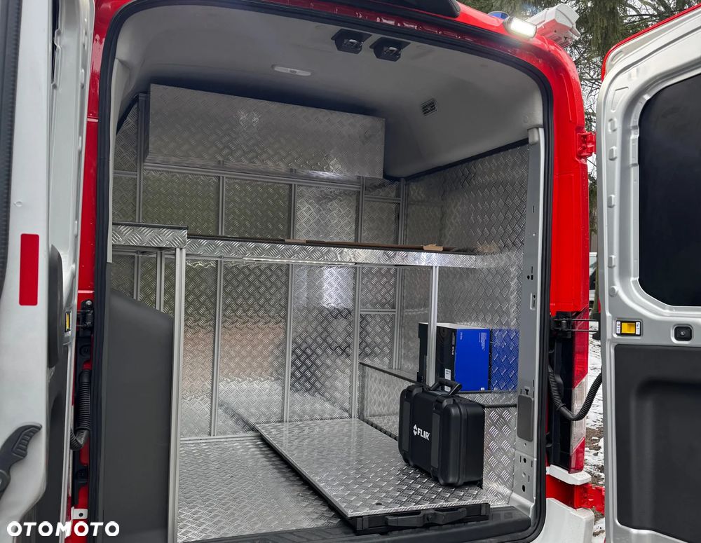 Ford Transit Kombi L3H2 Limited - 18