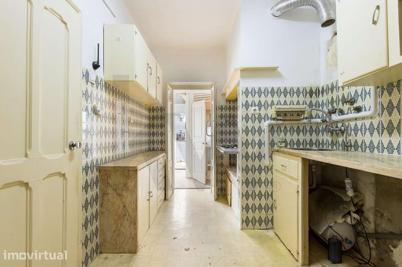 T1 para remodelação total em Campolide / Amoreiras - Grande imagem: 2/25