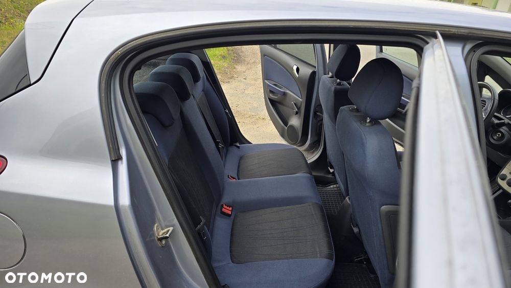 Opel Corsa 1.4 16V Edition - 14