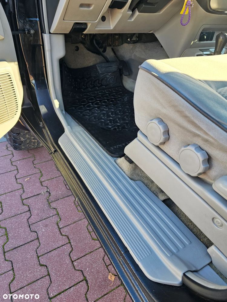 Nissan Patrol - 13