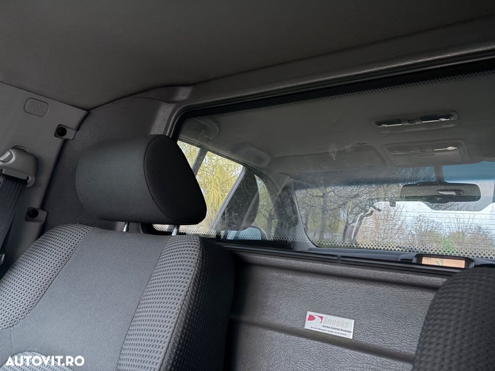 Nissan Pathfinder - 12