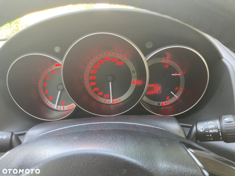 Mazda 3 1.6 16V Exclusive - 9