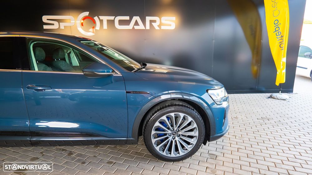 Audi Q8 e-Tron Sportback 55 quattro Advanced - 5