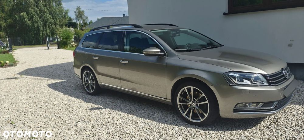 Volkswagen Passat - 13