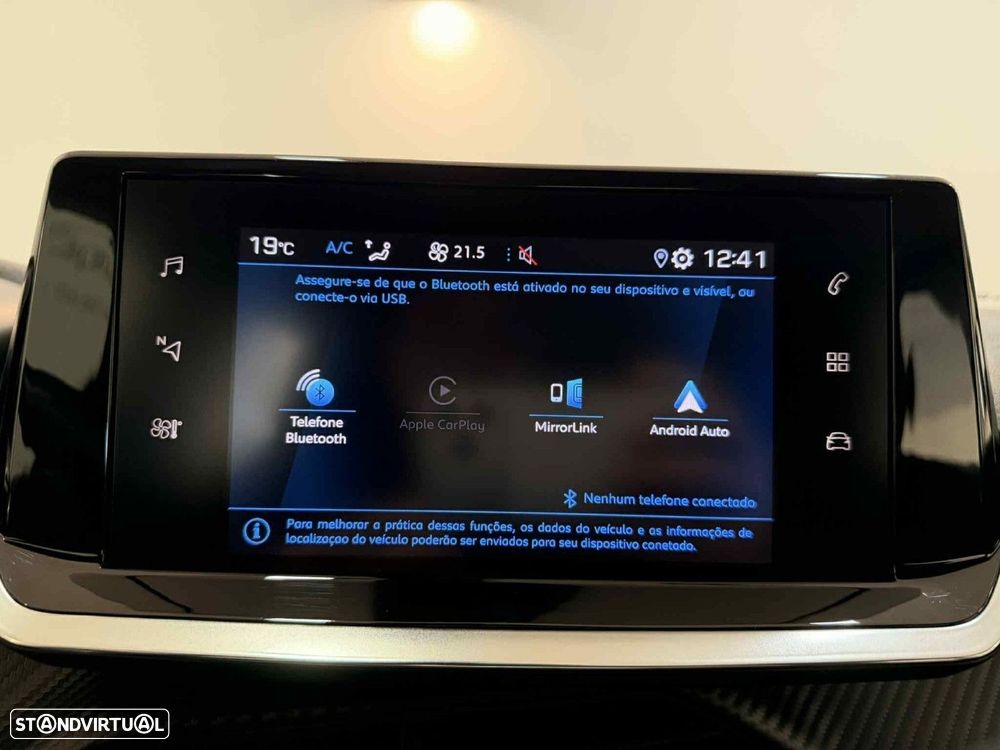 Peugeot 2008 1.2 PureTech Active - 19