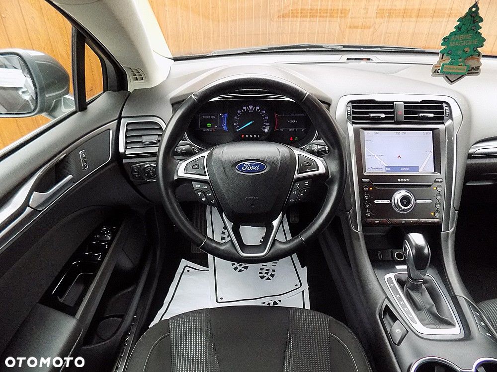 Ford Mondeo 2.0 Hybrid Trend - 15