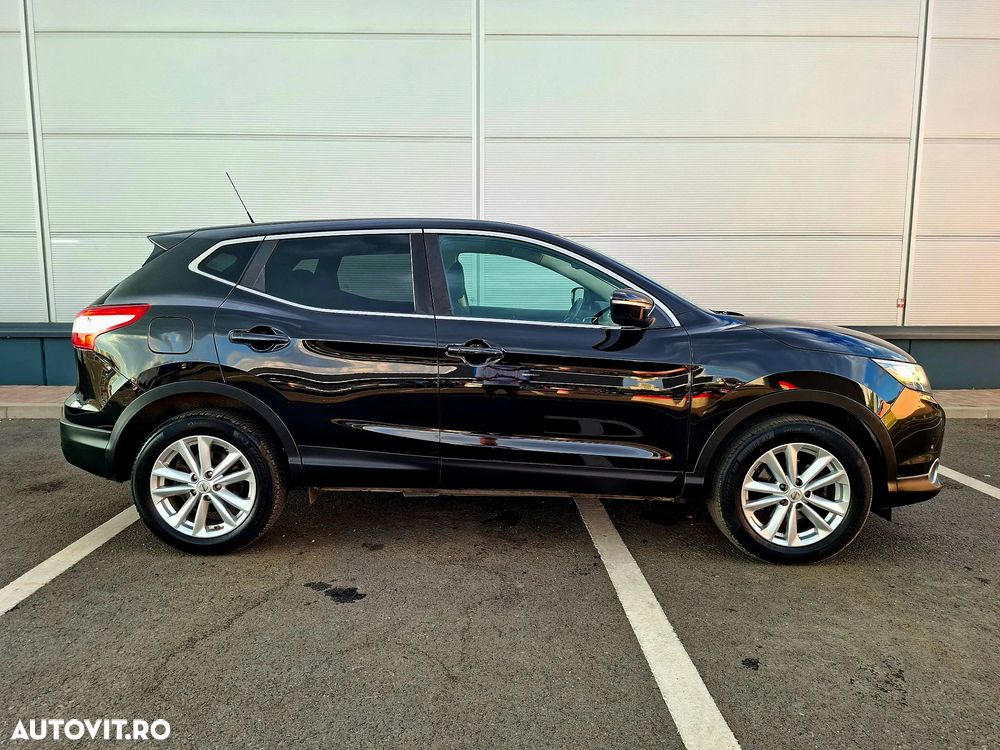 Nissan Qashqai 1.5 DCI Start/Stop N-Connecta - 23