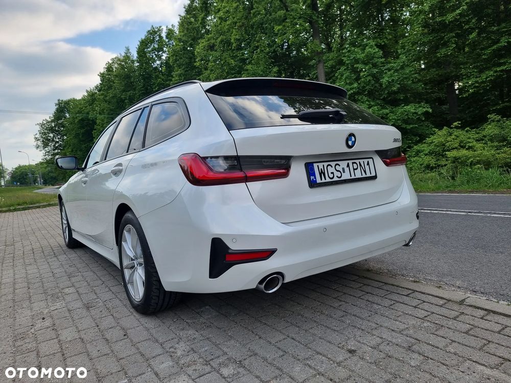 BMW Seria 3 320d Edition Luxury Line Purity - 5
