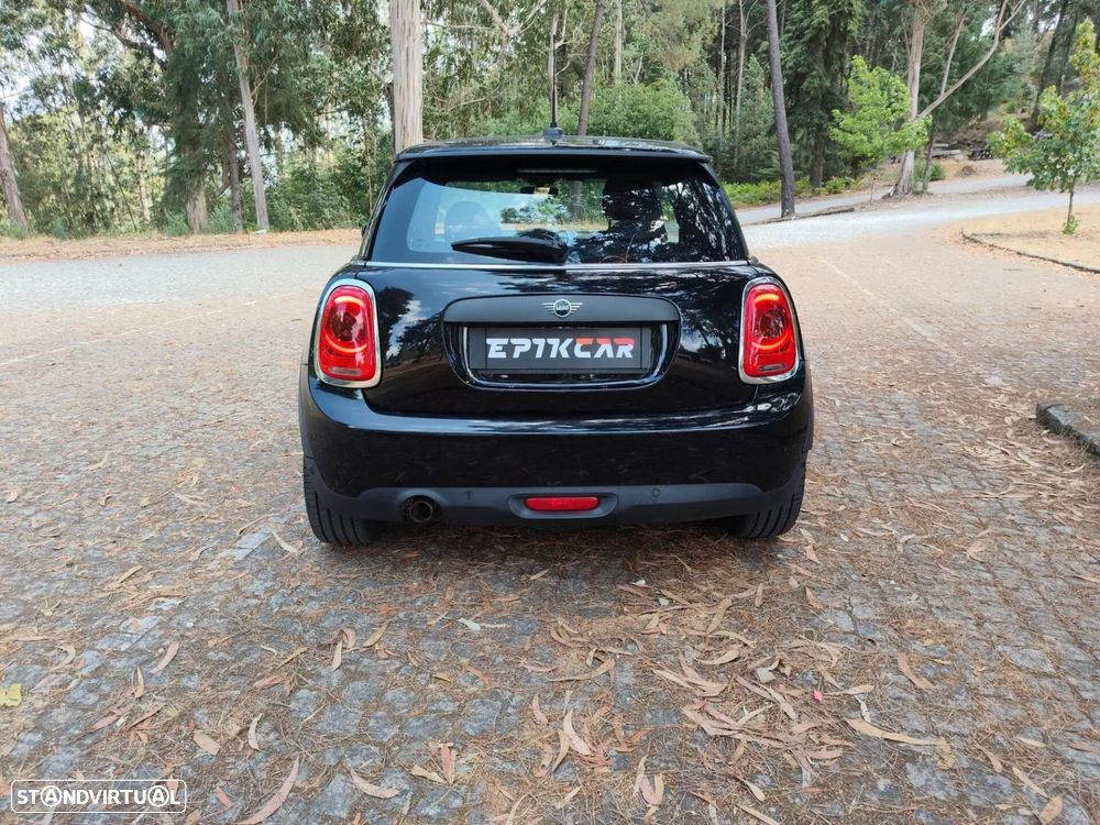 MINI 3 Portas One D - 8