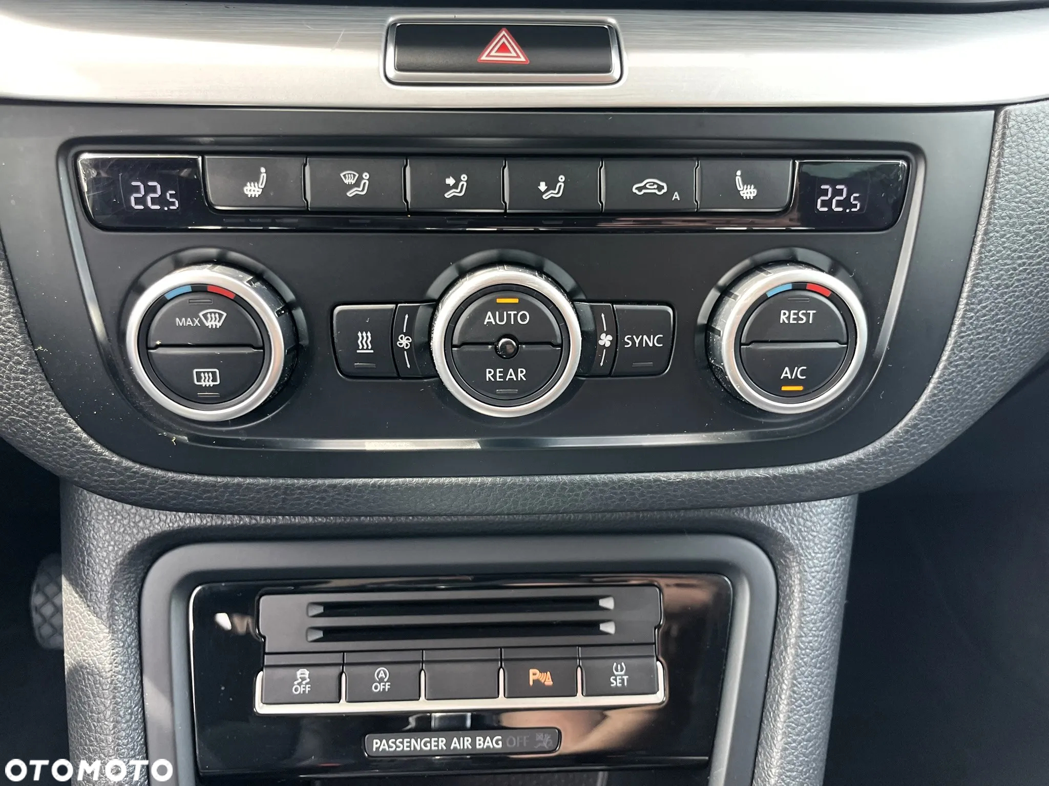 Volkswagen Sharan 2.0 TDI Highline DSG - 18