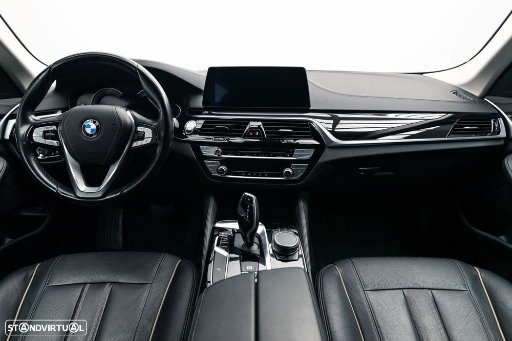 BMW 520 d Line Luxury Auto - 14