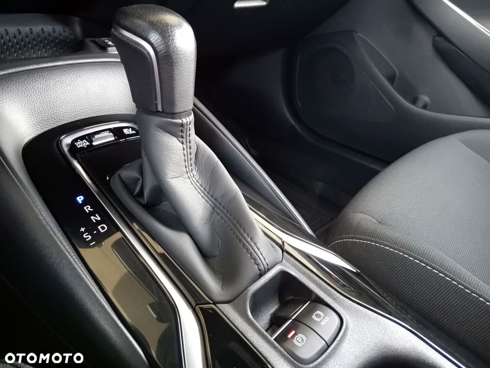 Toyota Corolla 2.0 Hybrid Comfort - 17