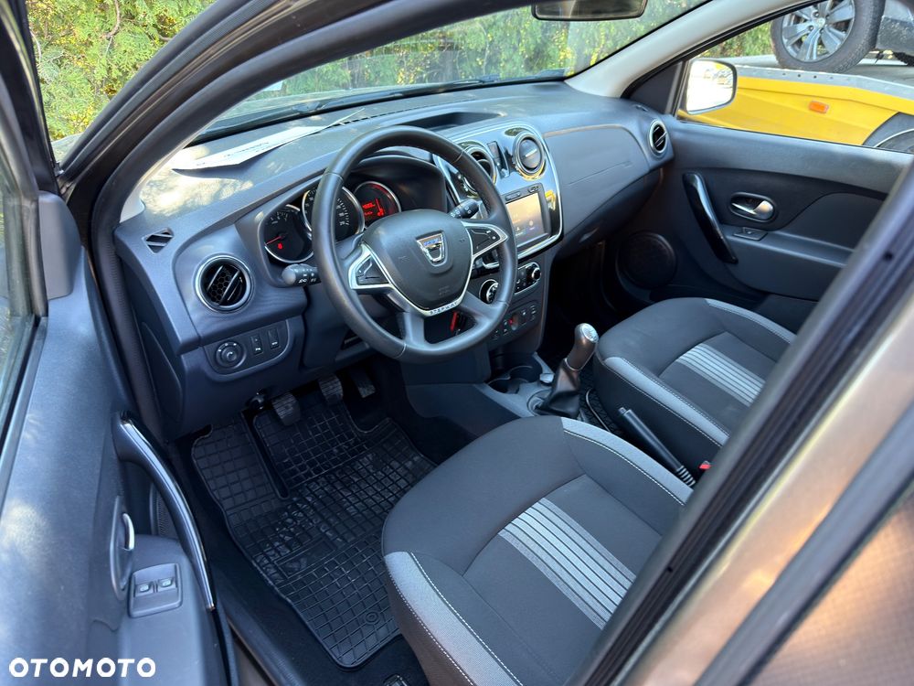 Dacia Sandero TCe 90 LIVE - 22