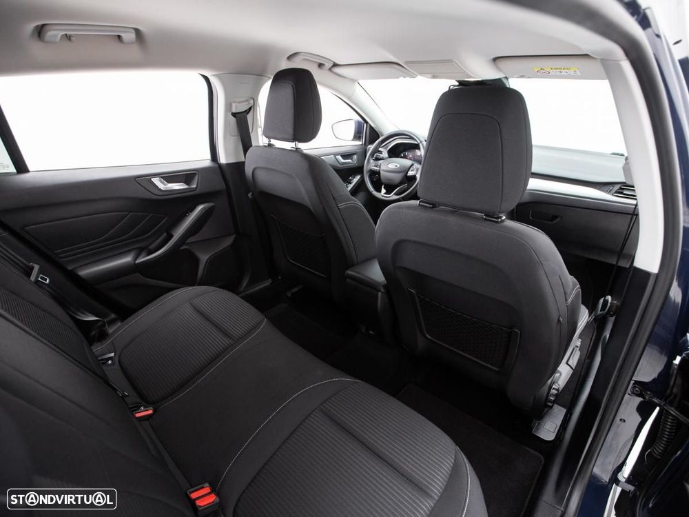 Ford Focus SW 1.5 TDCi EcoBlue Titanium - 11