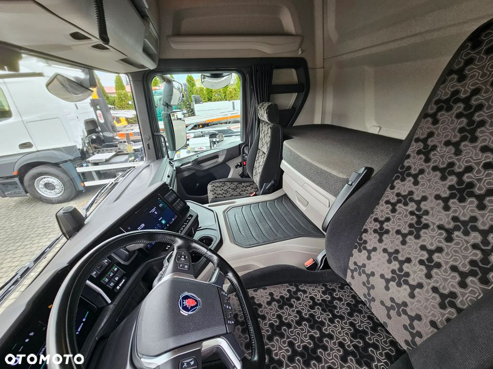 Scania P280 4X2 FIRANKA 9.0m 22 europalety+WINDA DHOLLANDIA! - 35