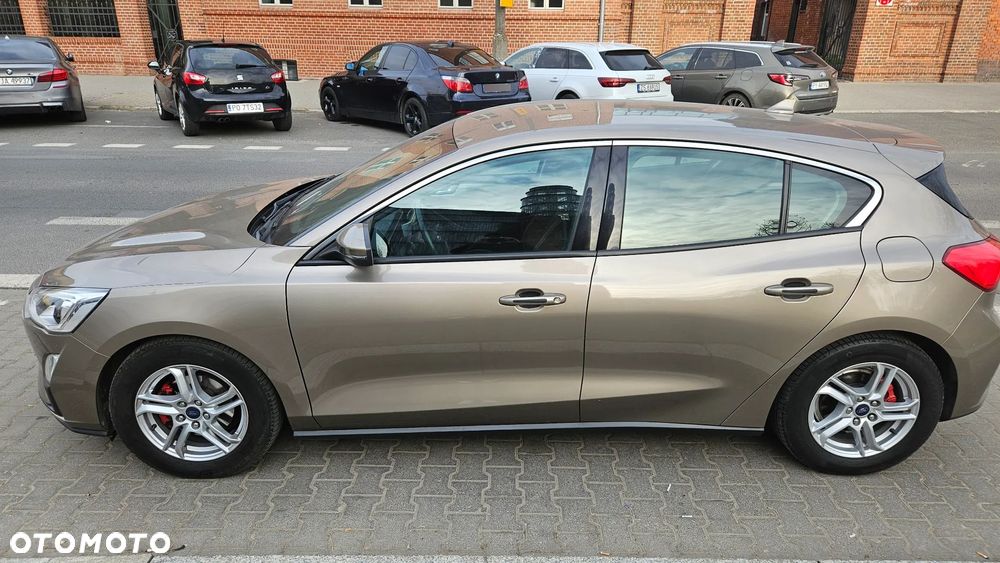 Ford Focus 1.0 EcoBoost Trend Edition Business - 18