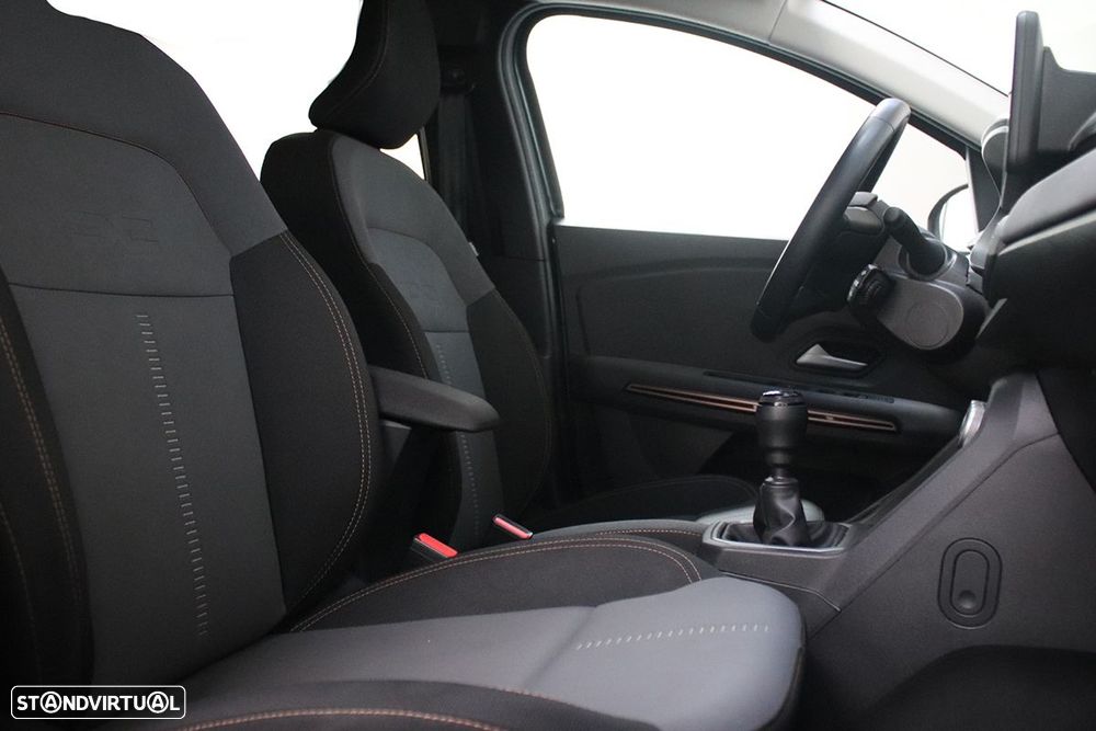 Dacia Jogger 1.0 TCe Extreme+ Up&Go 7L - 21