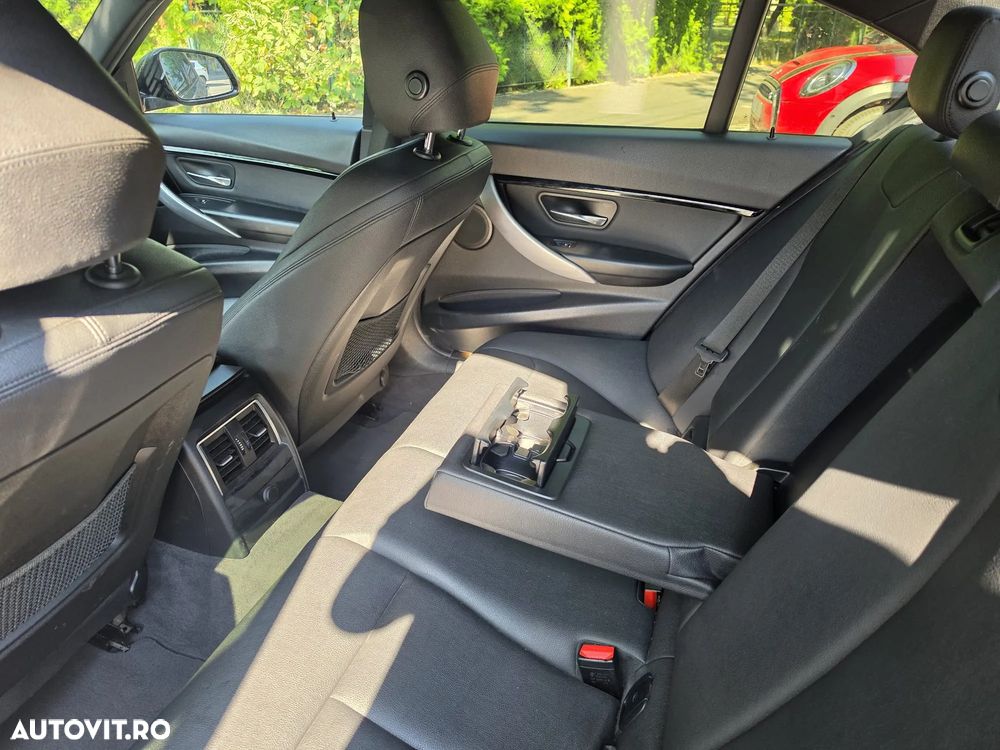 BMW Seria 3 330e iPerformance M Sport - 20