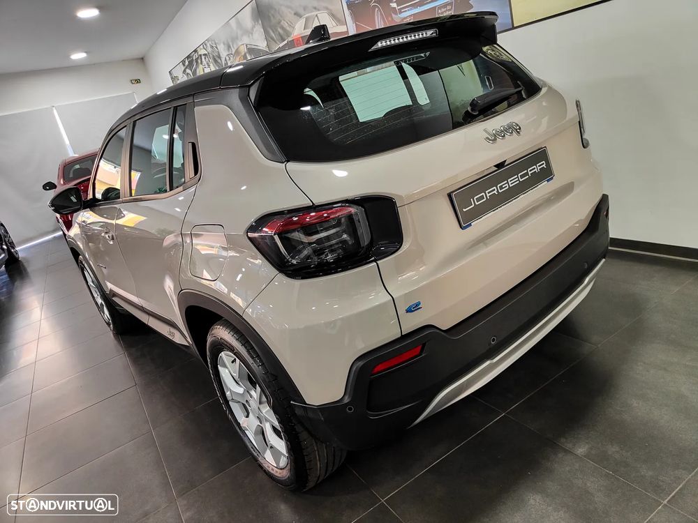 Jeep Avenger 54 kWh Altitude - 22