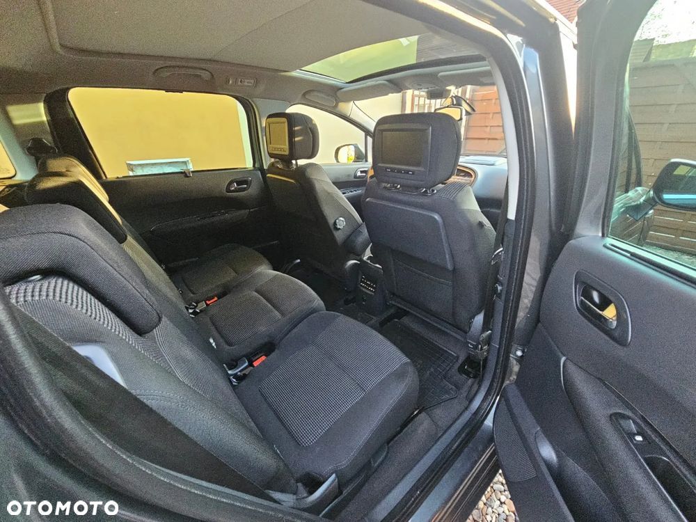 Peugeot 5008 - 14