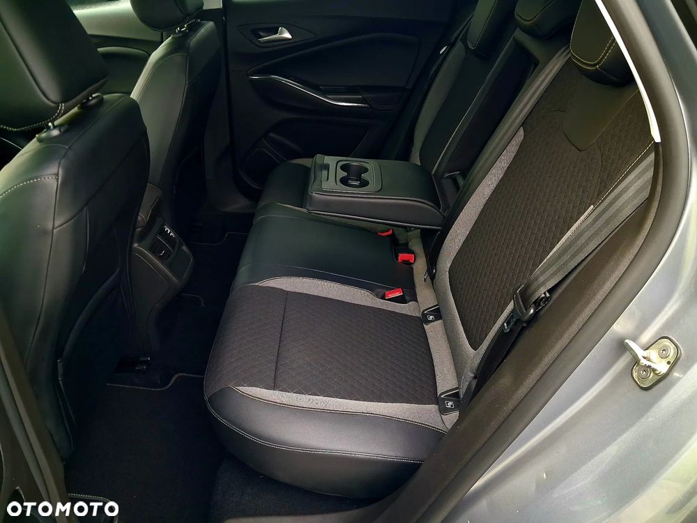 Opel Grandland X 1.2 T GPF Innovation S&S - 23