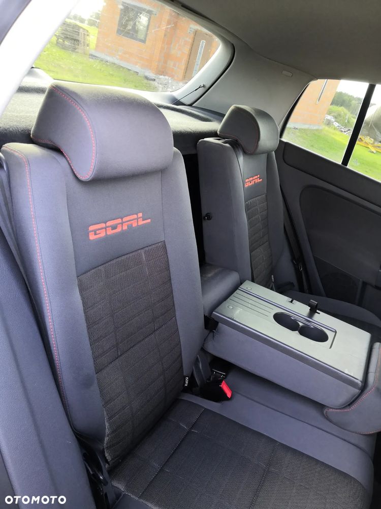 Volkswagen Golf Plus 1.6 Goal - 26