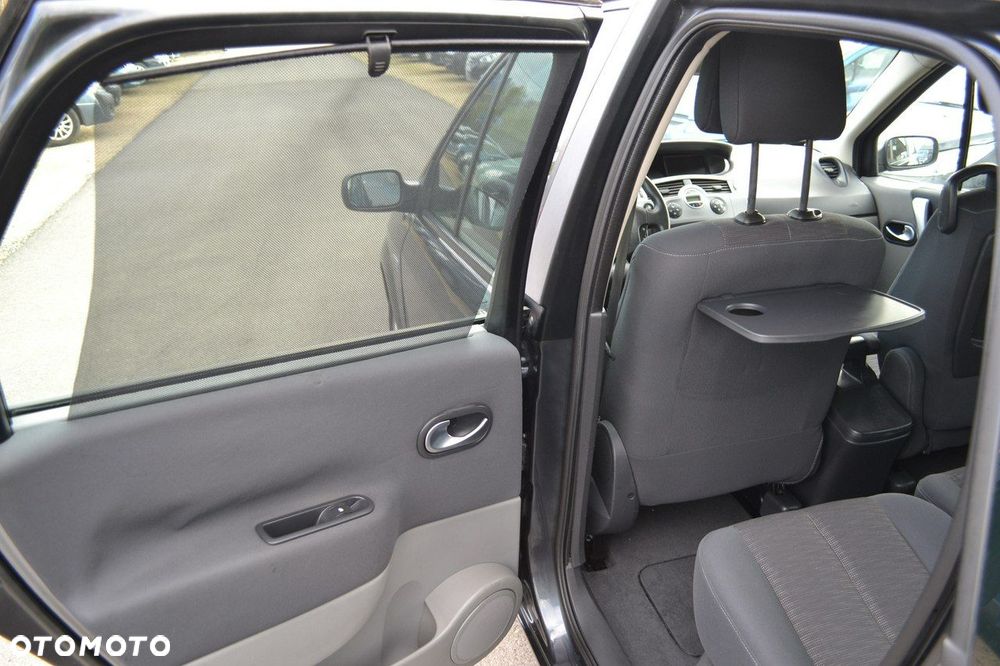 Renault Scenic 2.0 16V Confort Dynamique - 12