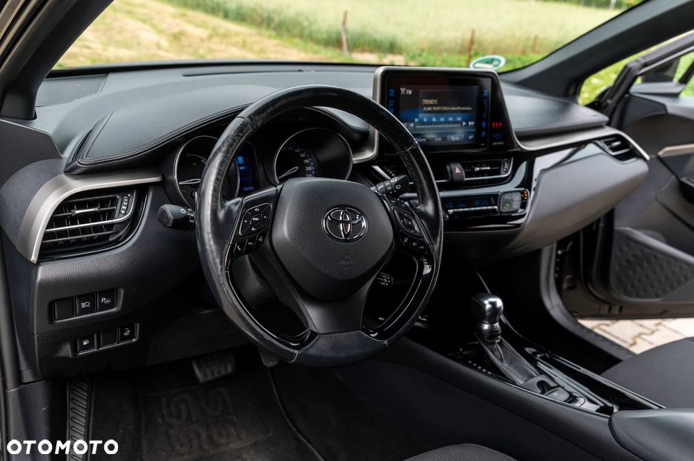Toyota C-HR Style Selection - 31